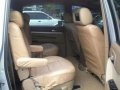 Ssangyong Stavic 2006 AM Silver For Sale -9