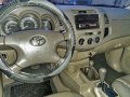 Toyota Hilux 2005 for sale-8