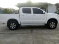 2010 Toyota Hilux G Manual White For Sale -6