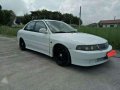 Mitsubishi Lancer GLS 2001 MT White For Sale -4