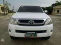2010 Toyota Hilux G Manual White For Sale -4