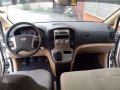 Super Fresh 2015 Hyundai Grand Starex GLS CRDI 2.5 Diesel MT For Sale-1