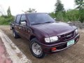 Isuzu Fuego-3