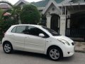 Toyota Yaris 2008 MT White HB For Sale -2