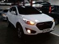 Hyundai Tucson 2014 2.0 MT White For Sale -0