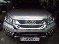 2017 Isuzu MUX 3.0 AT DSL 4x2 Silver For Sale -0