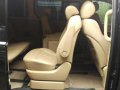 Hyundai Starex VGT Gold 2010 AT Black For Sale -5