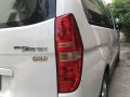 2009 Hyundai Grand Starex Gold-3