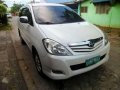 2011 Toyota Innova G Gas AT White For Sale -2