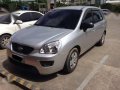 Kia carens 2011-5