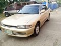 Mitsubishi Lancer Glxi 1995 AT Golden For Sale -7
