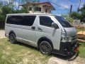 Well Kept Toyota Hiace Super Grandia J 2002 For Sale-6