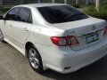 Toyota Corolla 2013 Gasoline Automatic White for sale -2