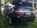Toyota Fortuner G 2011 AT Black For Sale -8