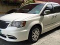 2013 Chrysler Town and Country White For Sale -2