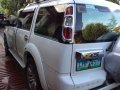 FORD Everest 2013 MT White For Sale -4