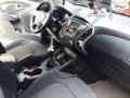 Hyundai Tucson Manual 2012-6