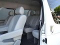 2010 Hiace Super Grandia AT-7