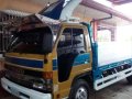 Isuzu Elf 4HF1 2002 MT Truck Yellow For Sale -4