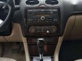 Ford Focus 2006 Automotic Beige Sedan For Sale -8