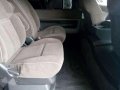 2005 Toyota Hiace Super Grandia MT White For Sale -4
