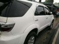 2011 Toyota Fortuner G AT White For Sale -4