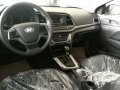 Hyundai Elantra 2017 for sale -9