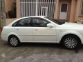Chevrolet Optra 1.6 2005 MT White For Sale -1