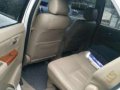 2011 Toyota Fortuner G AT White For Sale -3