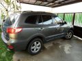 Hyundai Santa Fe V6 4WD Top of the Line For Sale -1