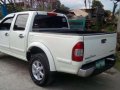 Fresh Isuzu DMax LS 2005 MT White For Sale -2