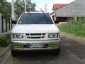 Isuzu Crosswind XTO 2.5 2001 AT White For Sale -1