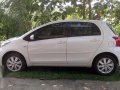 2013 Toyota Yaris 1.5 AT White HB For Sale -9