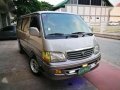 2005 Toyota HiAce Super Grandia-0