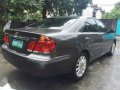 Toyota Camry 3.0 V 2005 AT Gray For Sale -2