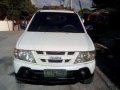 Isuzu Crosswind XT 2005 MT White For Sale -7