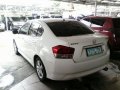 Well-maintained Honda City 2011 for sale-4