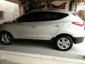 Hyundai Tucson 2011 Automatic Silver For Sale -10