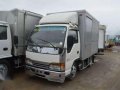 Isuzu elf closed van aluminum-1