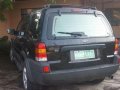 Ford Escape 4x4 2004 AT Black For Sale -1