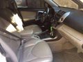 2008 toyota rav4 4x2 pearl white-7