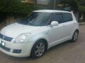 2010 suzuki swift-9