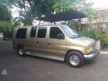 HANDICAP VAN FORD E150 with Wheelchair Lifter-7