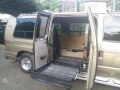 HANDICAP VAN FORD E150 with Wheelchair Lifter-3