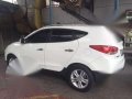 Hyundai Tucson GL 2011 MT White For Sale -1