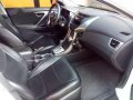Hyundai Elantra 2012 1.6 AT White For Sale -7