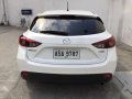 2015 Mazda3 1.5 SKYACTIV hatchback - AT (pearl white)-5