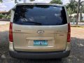 2009 Hyundai Grand Starex CRDi VGT Golden For Sale -3