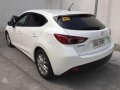 2015 Mazda3 1.5 SKYACTIV hatchback - AT (pearl white)-4