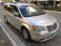 All Working 2011 Chrysler Town and Country Diesel AT For Sale-1